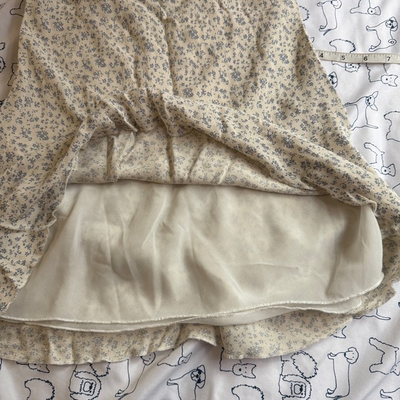 Brandy Melville Yellow and Blue Flower Skirt - Picture 5 of 6